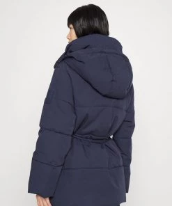 CLOSED VALEA Veste D'hiver Dark Night Femme 10 CLOSED VALEA Veste D'hiver Dark Night Femme -Promos CLOSED Magasin a5bf0aeab3934260ada5c7e8e416117a