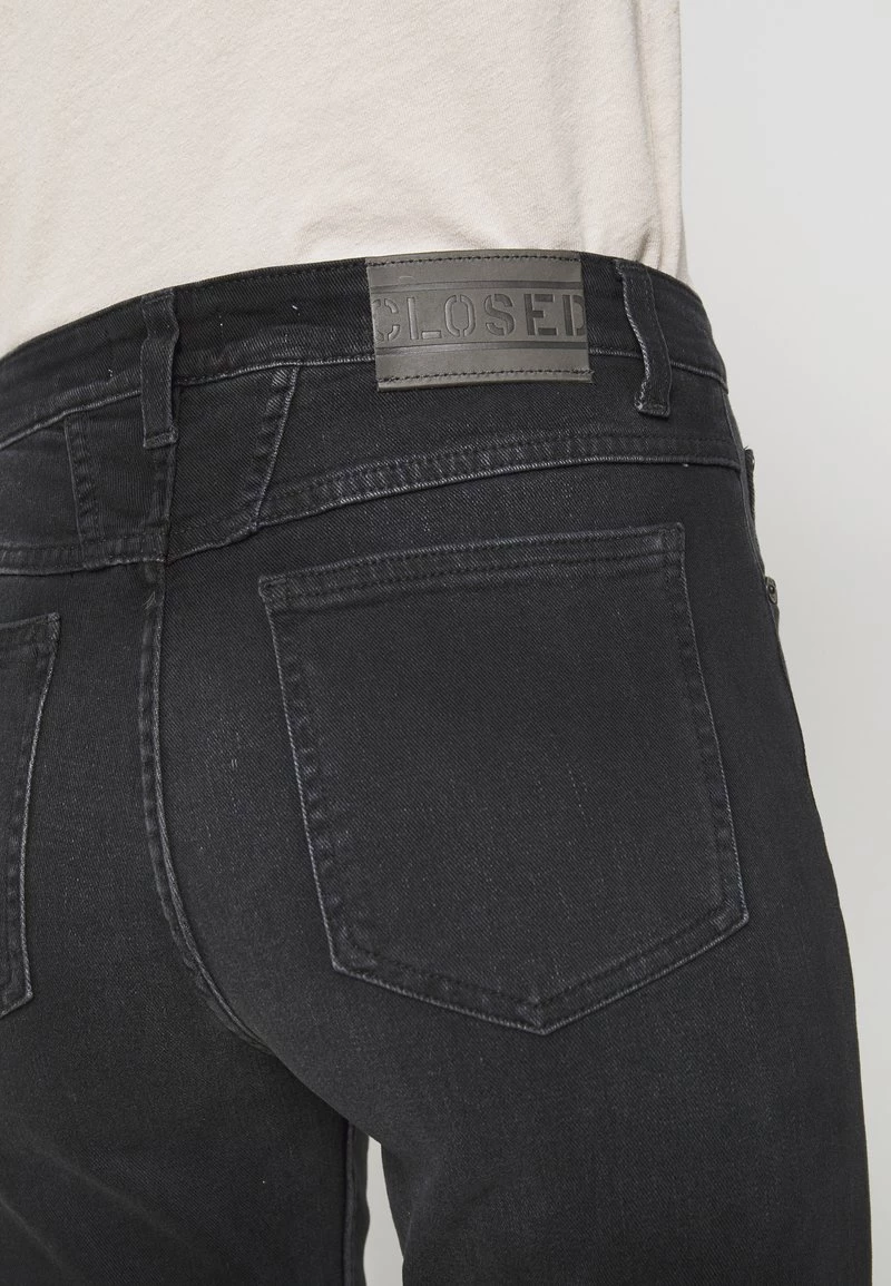 CLOSED BAYLIN Jean Flare Dark Grey Femme 8 CLOSED BAYLIN Jean Flare Dark Grey Femme – Image 6