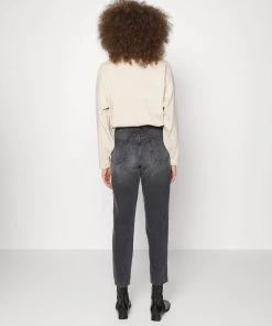 CLOSED Femme PEDAL PUSHER Jean Droit Mid Grey 9 CLOSED Femme PEDAL PUSHER Jean Droit Mid Grey -Promos CLOSED Magasin a823012c131e4c6c93d29565a38127fb