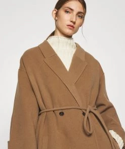 CLOSED NIAMH Manteau Classique Dark Tan Femme 11 CLOSED NIAMH Manteau Classique Dark Tan Femme -Promos CLOSED Magasin aab699ff493041d1bba1ff2337d303d1