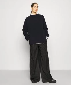 CLOSED WOMEN´S Pullover Dark Night Femme 10 CLOSED WOMEN´S Pullover Dark Night Femme -Promos CLOSED Magasin ac98633a6a994820b9ca830f8b08179f