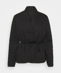 CLOSED Femme BRITT Veste Légère Icy Verbena 8 CLOSED Femme BRITT Veste Légère Icy Verbena -Promos CLOSED Magasin ad329e9128bb4f5f86ab6e3abad26ff2