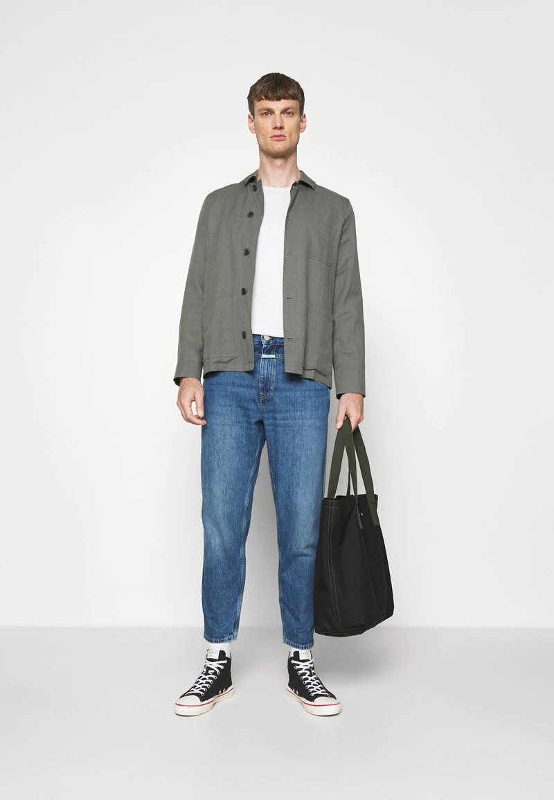 CLOSED X LENT TAPERED Jean Boyfriend Mid Blue Homme 4 CLOSED X LENT TAPERED Jean Boyfriend Mid Blue Homme – Image 2