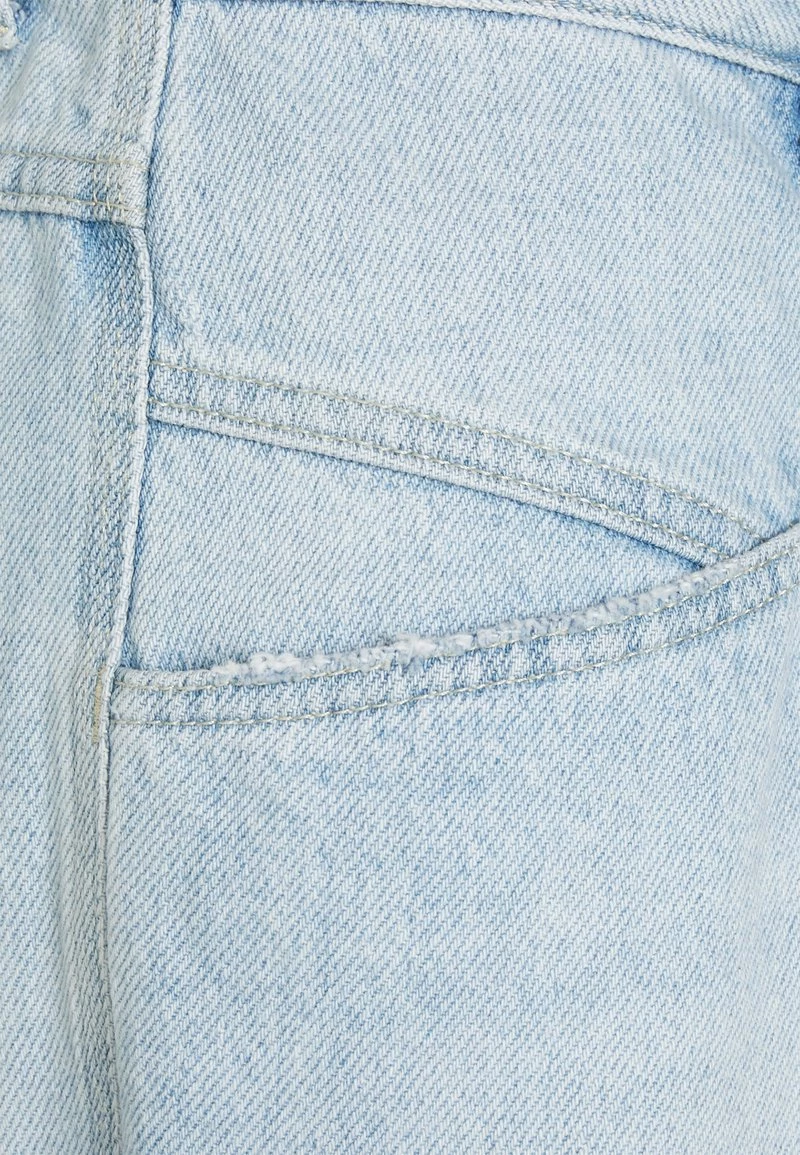 CLOSED Femme PEARL Jean Boyfriend Light Blue 5 CLOSED Femme PEARL Jean Boyfriend Light Blue – Image 3