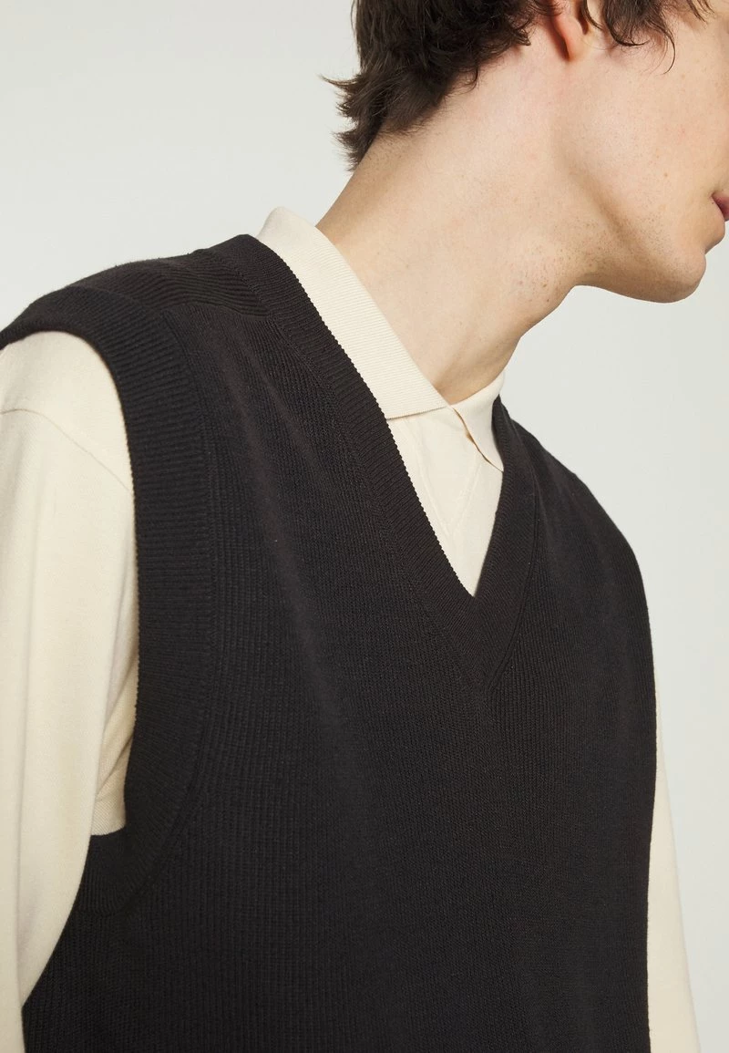 CLOSED TANK TOP Pullover Black Homme 8 CLOSED TANK TOP Pullover Black Homme – Image 6