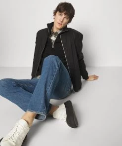 CLOSED Homme BOGUS Jean Droit Mid Blue 11 CLOSED Homme BOGUS Jean Droit Mid Blue -Promos CLOSED Magasin b761aab80c4d43928ccf0f0d2ba5c809