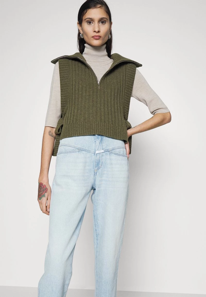 CLOSED PEDAL PUSHER Jean Boyfriend Light Blue Femme 6 CLOSED PEDAL PUSHER Jean Boyfriend Light Blue Femme – Image 4