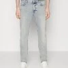 CLOSED Homme UNITY Jean Slim Light Blue 2 CLOSED Homme UNITY Jean Slim Light Blue -Promos CLOSED Magasin bf93ae352f5f419eb2313de2ad69876b