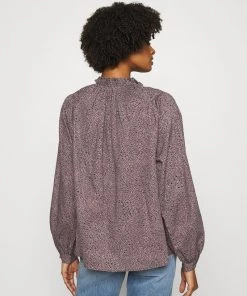 CLOSED SCARLETT Blouse Amaranth Red Femme -Promos CLOSED Magasin c0cf098101184a34bde846fb56a0d89c