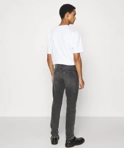 CLOSED Homme COOPER TAPERED Jeans Fuselé Dark Grey 10 CLOSED Homme COOPER TAPERED Jeans Fuselé Dark Grey -Promos CLOSED Magasin c588b3a250d149a4a883c89bb21489f5