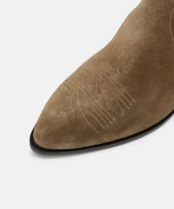 CLOSED Femme Santiags Green Umber 17 CLOSED Femme Santiags Green Umber -Promos CLOSED Magasin cad0e0752de24e7b856814d958e25212