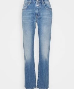 CLOSED Femme RENTON Jean Boyfriend Mid Blue 10 CLOSED Femme RENTON Jean Boyfriend Mid Blue -Promos CLOSED Magasin ce5eebadb6a14a3c8cb3ef3caaa52ad7
