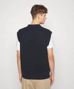 CLOSED Homme VEST Pullover Dark Night 10 CLOSED Homme VEST Pullover Dark Night -Promos CLOSED Magasin ce7a344fda28471c8c57a7d8869c7c42
