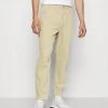 CLOSED Homme TAPERED Pantalon Classique Foreshore 2 CLOSED Homme TAPERED Pantalon Classique Foreshore -Promos CLOSED Magasin d19d469f9eb74cb194670ccb8016fb01
