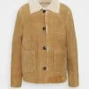 CLOSED Femme WILLOW SHEARLING JACKET Veste En Cuir Sandstone 2 CLOSED Femme WILLOW SHEARLING JACKET Veste En Cuir Sandstone -Promos CLOSED Magasin d1d928b850ef4172b9ab4638b3c55527