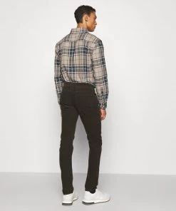 CLOSED Homme UNITY SLIM Pantalon Classique Dark Lava 9 CLOSED Homme UNITY SLIM Pantalon Classique Dark Lava -Promos CLOSED Magasin d1df50d8225041de9935f7081e167471