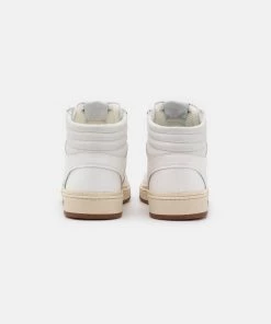 CLOSED Baskets Montantes White Homme 10 CLOSED Baskets Montantes White Homme -Promos CLOSED Magasin d999d53163454d8290a466ab07f99259