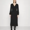 CLOSED NOELLE Robe De Jour Black Femme 1 CLOSED NOELLE Robe De Jour Black Femme -Promos CLOSED Magasin da48de3def0e4d87afff737866e418df