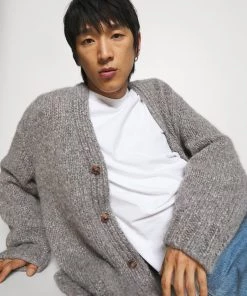 CLOSED CARDIGAN Gilet Light Grey Melange Homme 11 CLOSED CARDIGAN Gilet Light Grey Melange Homme -Promos CLOSED Magasin dbb2d87aec094ef2ac74412716408f5a