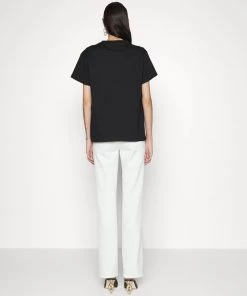 CLOSED LEAF Jean Bootcut White Femme 10 CLOSED LEAF Jean Bootcut White Femme -Promos CLOSED Magasin dfbe1b76f74e4c84907e85de3b144128