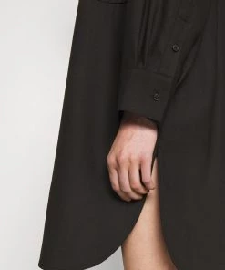 CLOSED AMBER Robe Chemise After Dark Femme 13 CLOSED AMBER Robe Chemise After Dark Femme -Promos CLOSED Magasin e496b524446b4682a32995c30aafab5c