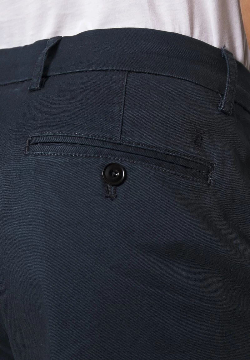 CLOSED ATELIER TAPERED Chino Dark Night Homme 7 CLOSED ATELIER TAPERED Chino Dark Night Homme – Image 5