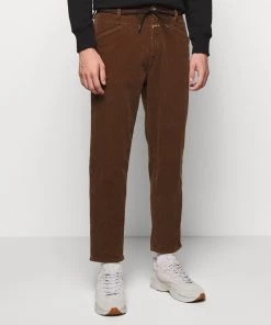 CLOSED X LENT TAPERED Pantalon Classique Chocolate Brown Homme