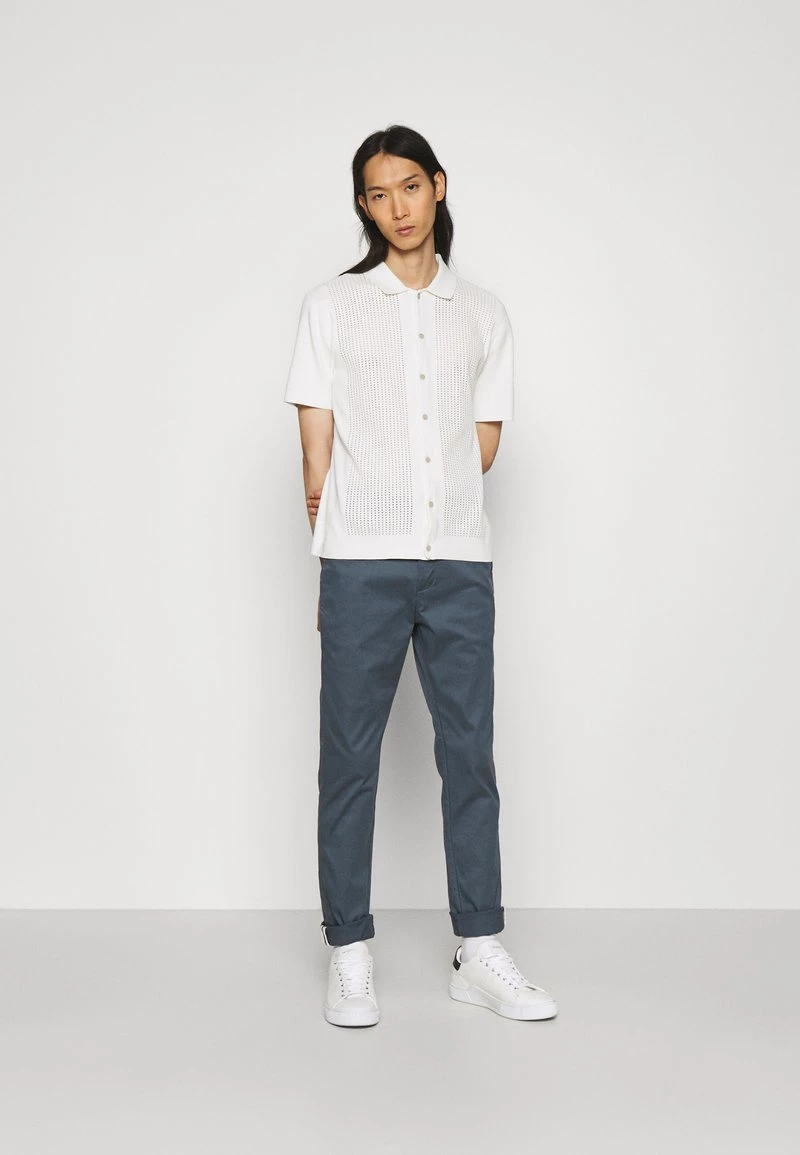 CLOSED Homme ATELIER TAPERED Chino Blue Slate 4 CLOSED Homme ATELIER TAPERED Chino Blue Slate – Image 2