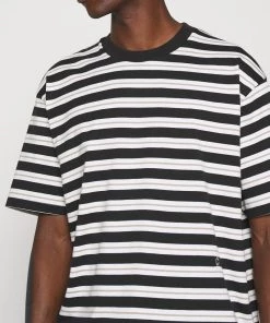 CLOSED MEN'S T Shirt Imprimé Black Homme 14 CLOSED MEN'S T Shirt Imprimé Black Homme -Promos CLOSED Magasin edc776bb7dcf4252a565186eef3693a6