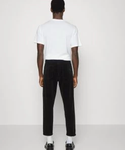 CLOSED X LENT Pantalon Classique Black Homme 9 CLOSED X LENT Pantalon Classique Black Homme -Promos CLOSED Magasin f3f2ffb3ecbf47b6ab1200a1b12b5a67
