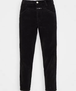CLOSED X LENT Pantalon Classique Black Homme 10 CLOSED X LENT Pantalon Classique Black Homme -Promos CLOSED Magasin f474f2f007ec4513b6e5db38428d44c2