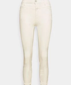 CLOSED Femme PUSHER Jeans Skinny Creme 15 CLOSED Femme PUSHER Jeans Skinny Creme -Promos CLOSED Magasin f57c71dfb83b43509aa2c8f192ba04c3