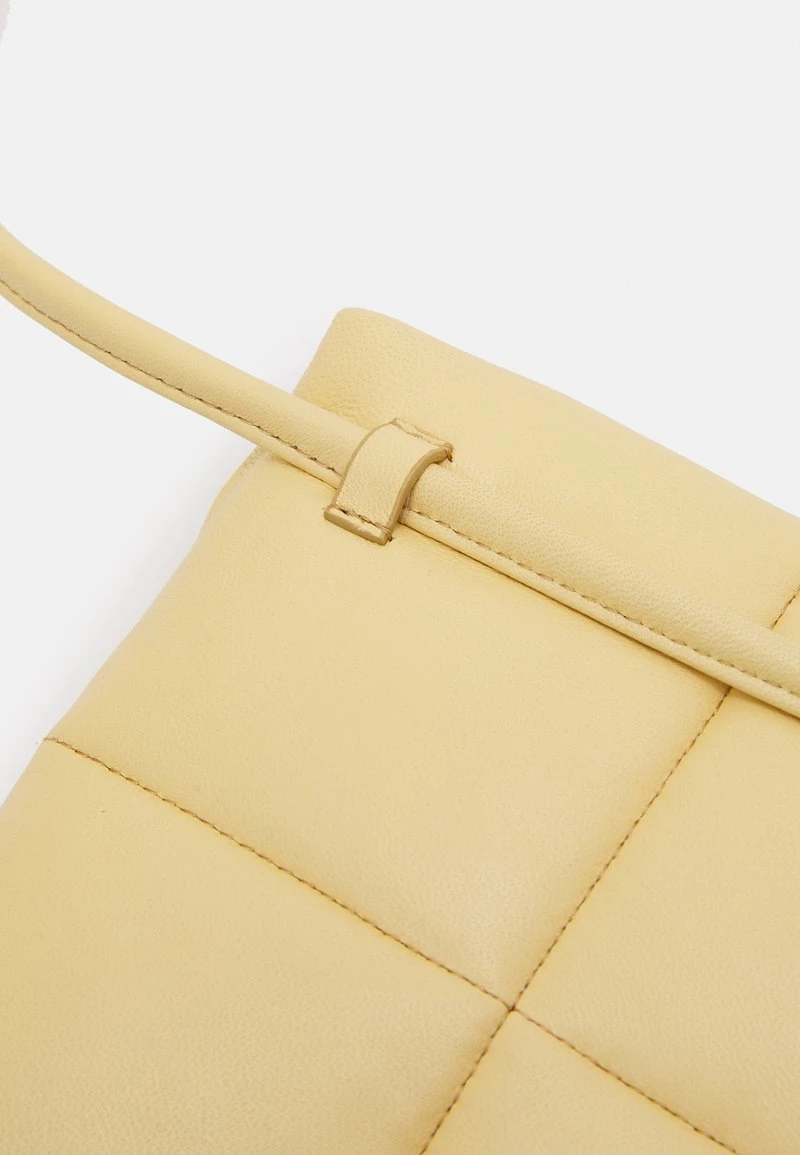 CLOSED MEL CROSSBODY Sac Bandoulière Grain Femme 6 CLOSED MEL CROSSBODY Sac Bandoulière Grain Femme – Image 4