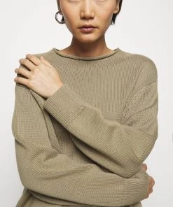 CLOSED JUMPER Pullover Silver Mink Femme 11 CLOSED JUMPER Pullover Silver Mink Femme -Promos CLOSED Magasin f5f13fb0795a4df584ed6ad37c3d9d33