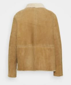 CLOSED Femme WILLOW SHEARLING JACKET Veste En Cuir Sandstone 9 CLOSED Femme WILLOW SHEARLING JACKET Veste En Cuir Sandstone -Promos CLOSED Magasin f7260a3d6d1d4824a7c7b8e792dd233f