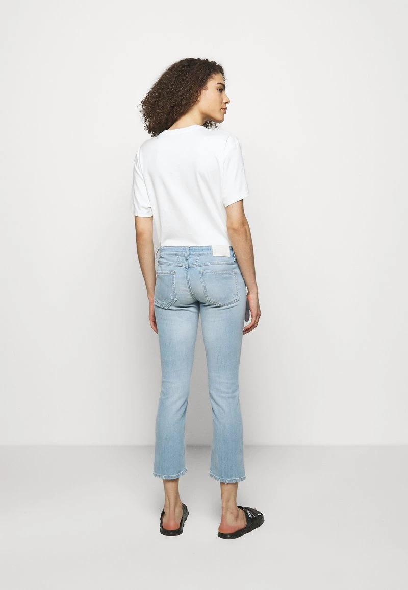 CLOSED Femme STARLET Jean Slim Light Blue 5 CLOSED Femme STARLET Jean Slim Light Blue – Image 3