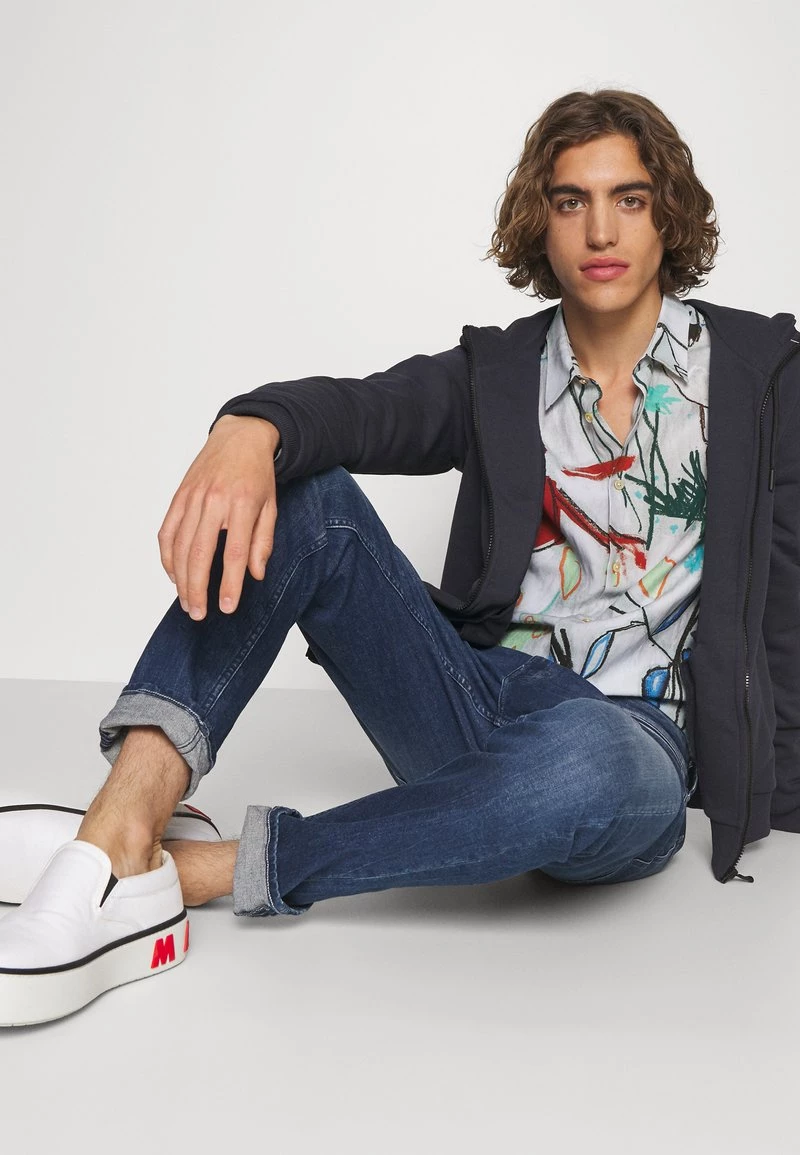 CLOSED COOPER TAPERED Jeans Fuselé Dark Blue Homme 6 CLOSED COOPER TAPERED Jeans Fuselé Dark Blue Homme – Image 4