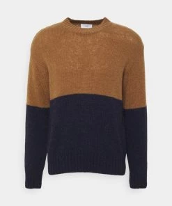 CLOSED Homme CREWNECK JUMPER Pullover American Elm 10 CLOSED Homme CREWNECK JUMPER Pullover American Elm -Promos CLOSED Magasin fbac9784f6924cd3a2a134850cf22003
