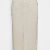 CLOSED Femme JUNE Jupe En Jean Almond Cream 2 CLOSED Femme JUNE Jupe En Jean Almond Cream -Promos CLOSED Magasin fc82915fde0841849aa572a4ba775243