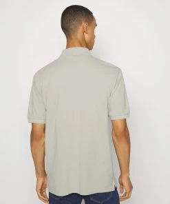 CLOSED ESSENTIAL Polo Flint Grey Homme 10 CLOSED ESSENTIAL Polo Flint Grey Homme -Promos CLOSED Magasin fce1755141754e5c88dc9f0182a7a14d