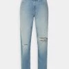 CLOSED X LENT Jean Boyfriend Mid Blue Femme 1 CLOSED X LENT Jean Boyfriend Mid Blue Femme -Promos CLOSED Magasin fe4191e5d6184d00b4113195cf5ea5fa